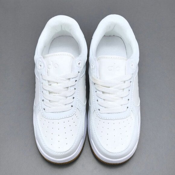 Alo Yoga Recovery Mode Low-Top Color-Blocked Sneakers In White - Picture 1 of 9